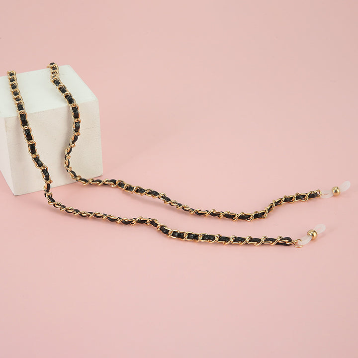 Fashionable Chain Eyewear Holder Stornfield