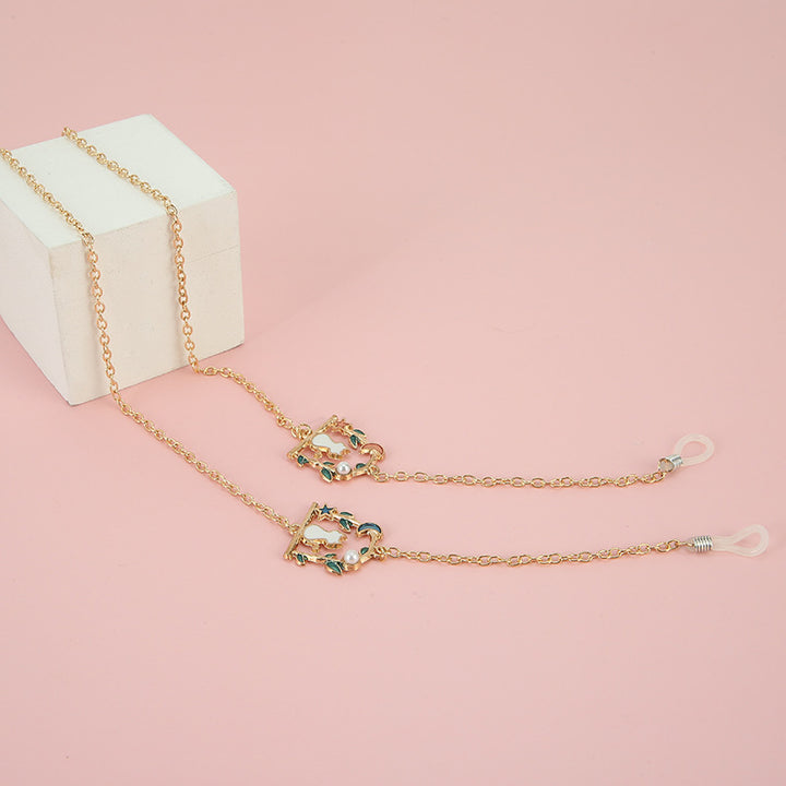 Fashionable Chain Eyewear Holder Stornfield