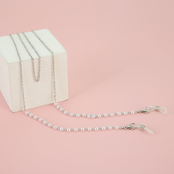 Star-Aligned Beaded Eyewear Chain Stornfield