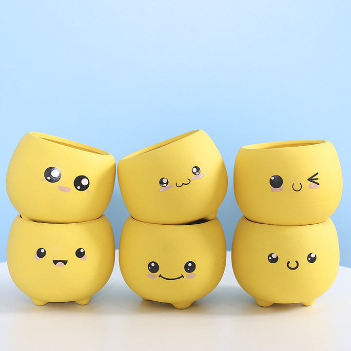 Cute Smiling Ceramic Planter Stornfeild