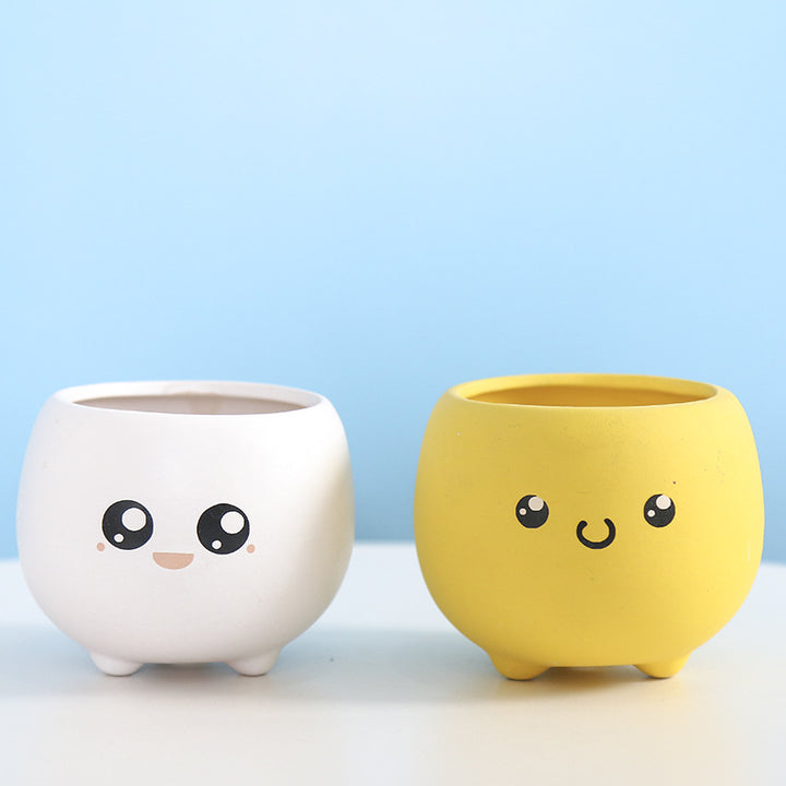 Cute Smiling Ceramic Planter Stornfeild