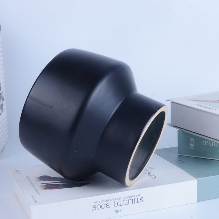 Modern Flower Vase Stornfield