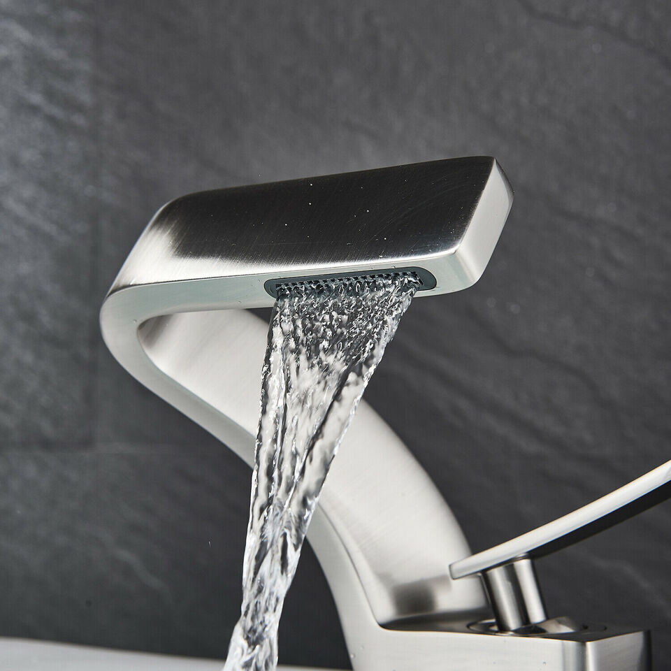 AquaArc Stornfield Modern Kitchen Faucet