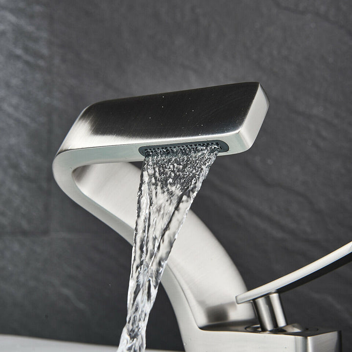 AquaArc Stornfield Modern Kitchen Faucet