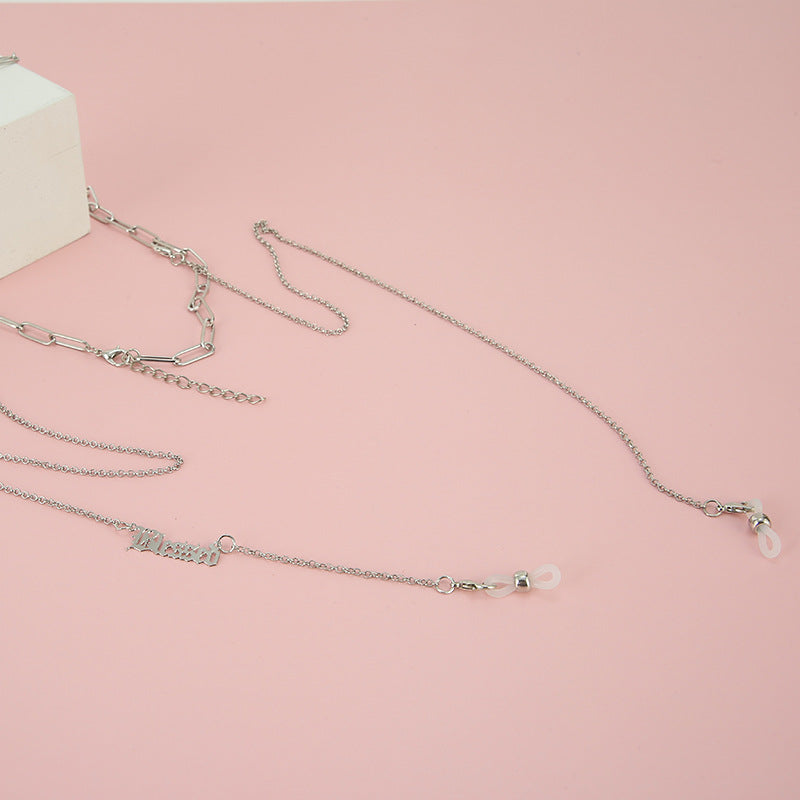 Fashionable Chain Eyewear Holder Stornfield
