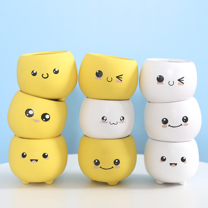 Cute Smiling Ceramic Planter Stornfeild