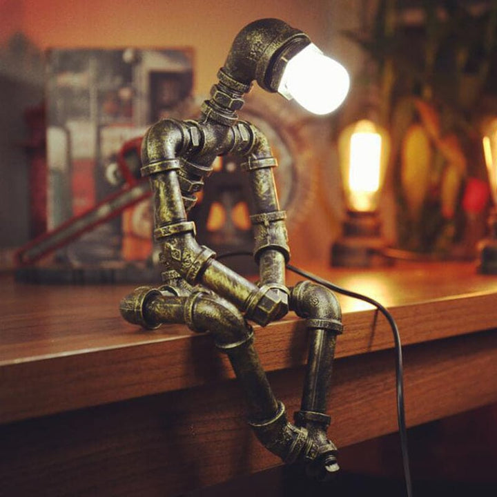 Stornfield | RoboShine – Robust Iron Robot Lamp