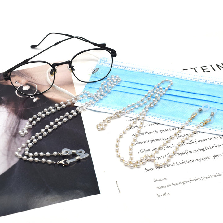 Elegant Double-Strand Pearl Eyewear Chain Stornfield
