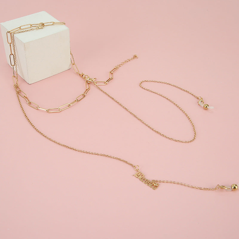 Fashionable Chain Eyewear Holder Stornfield