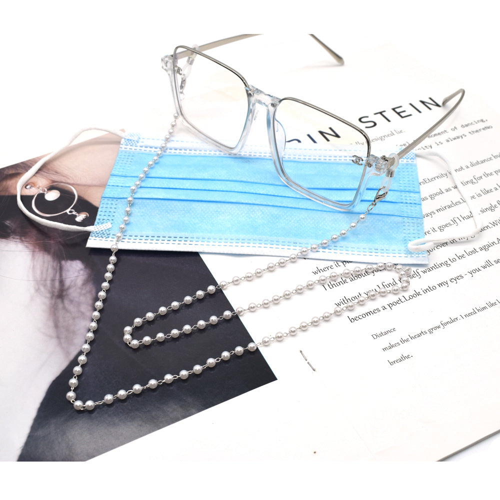 Elegant Double-Strand Pearl Eyewear Chain Stornfield