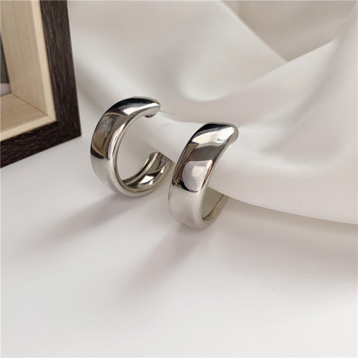 Fashionable Hoops Made of High-Quality Precious Metal Stornfield