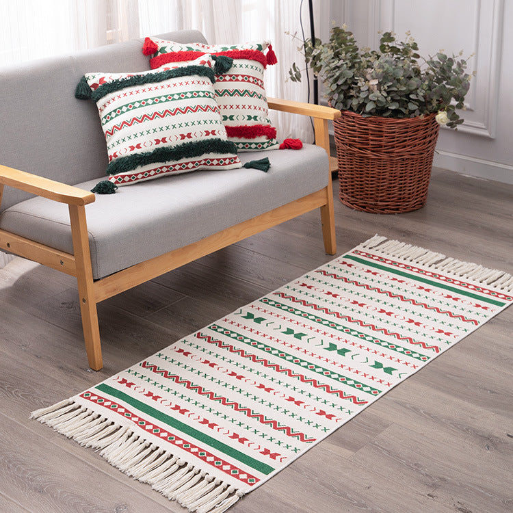 Festive Flatwoven Runner with Tassels and Nordic Zigzag and Heart Pattern