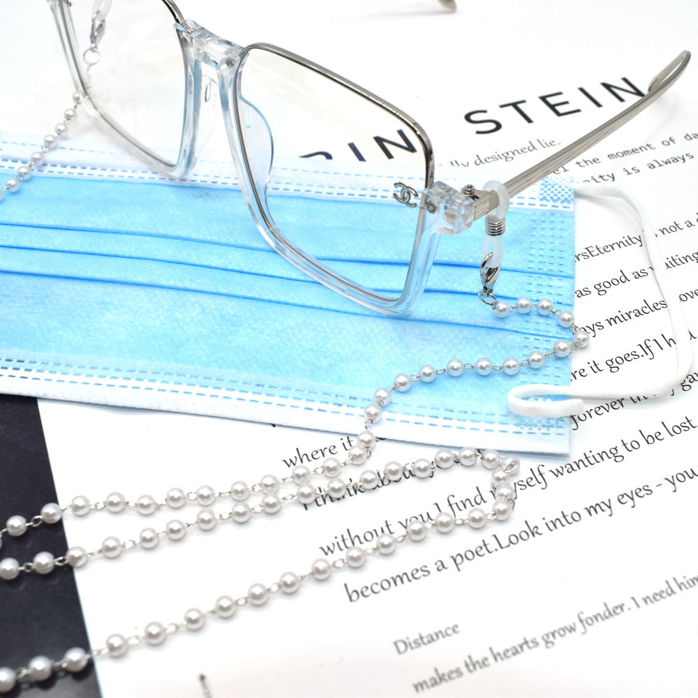 Elegant Double-Strand Pearl Eyewear Chain Stornfield