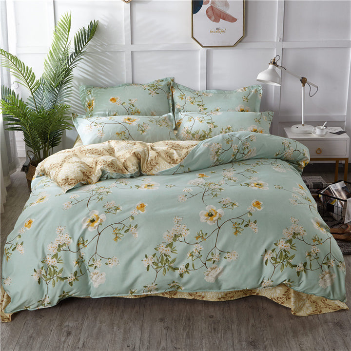 Floral Pattern Decorative Bedding Set