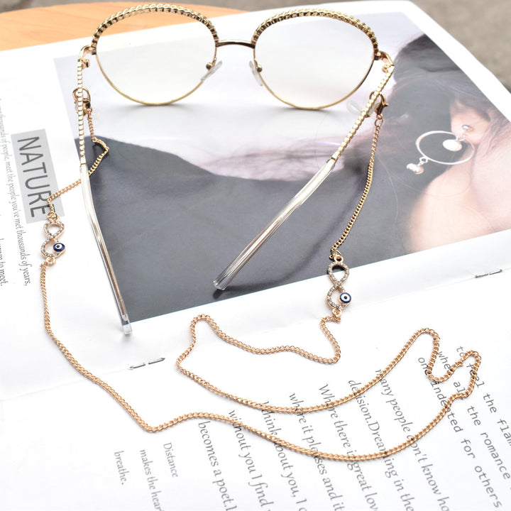 Elegant Eyewear Chain with Protective Charm Stornfield