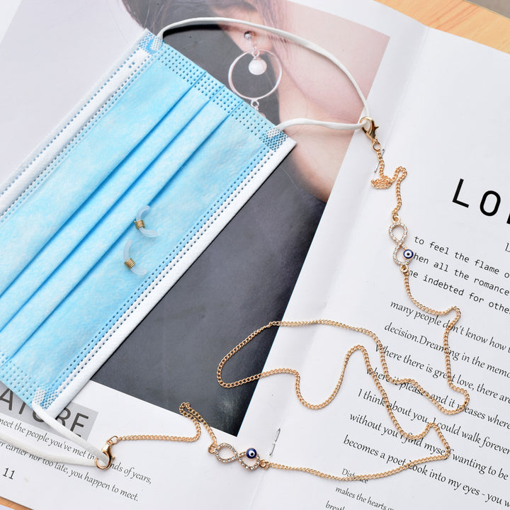 Elegant Eyewear Chain with Protective Charm Stornfield