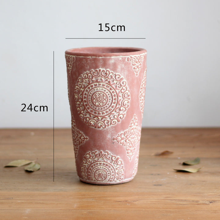 Elegant flower vase made of ceramic Stornfield