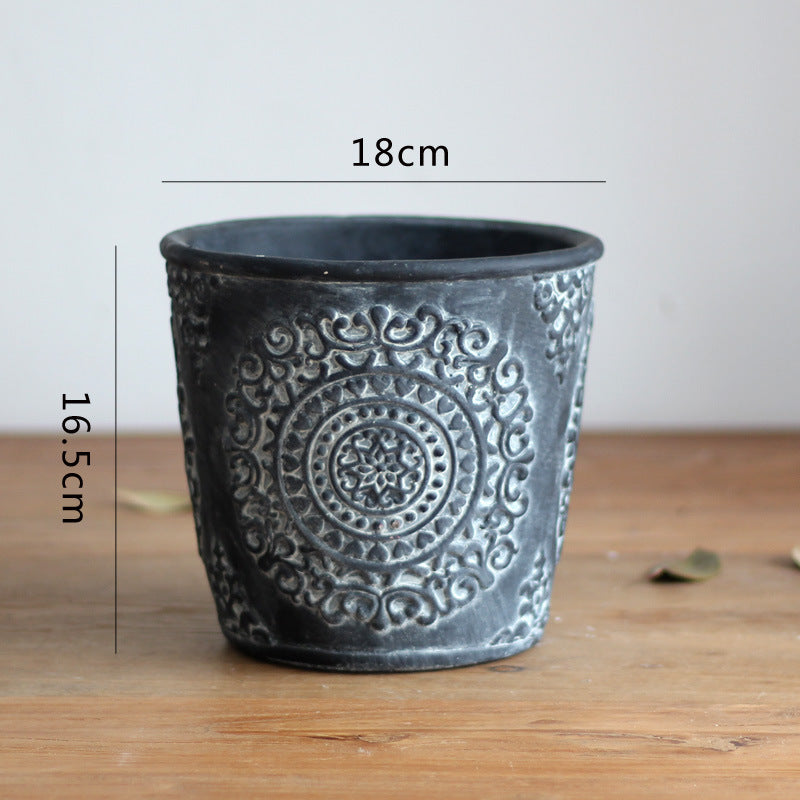 Elegant flower vase made of ceramic Stornfield