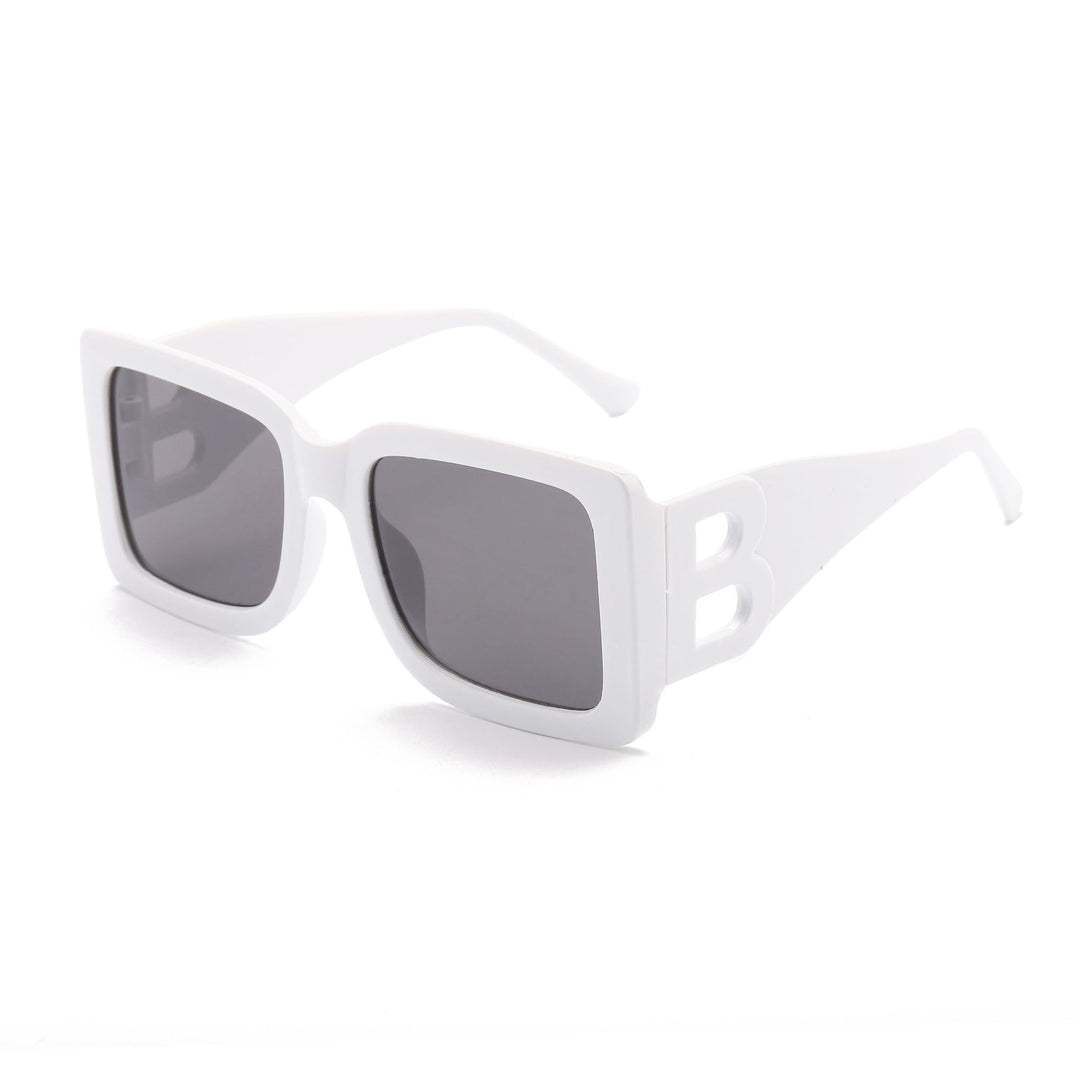 Women oversized sunglasses in elegant design Stornfield