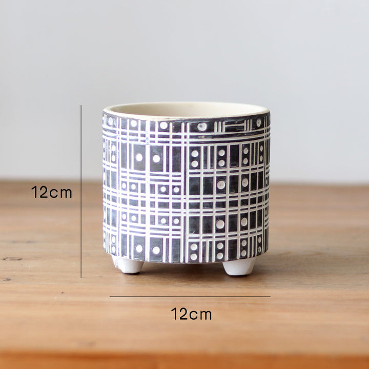 Decorative flower pot with elegant pattern Stornfield