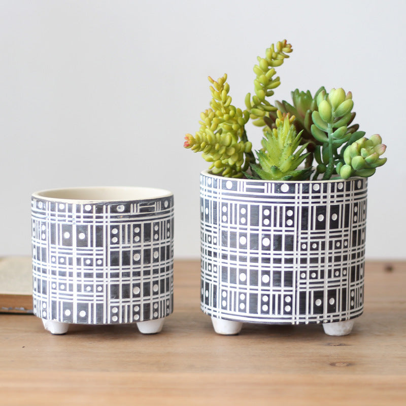 Decorative flower pot with elegant pattern Stornfield