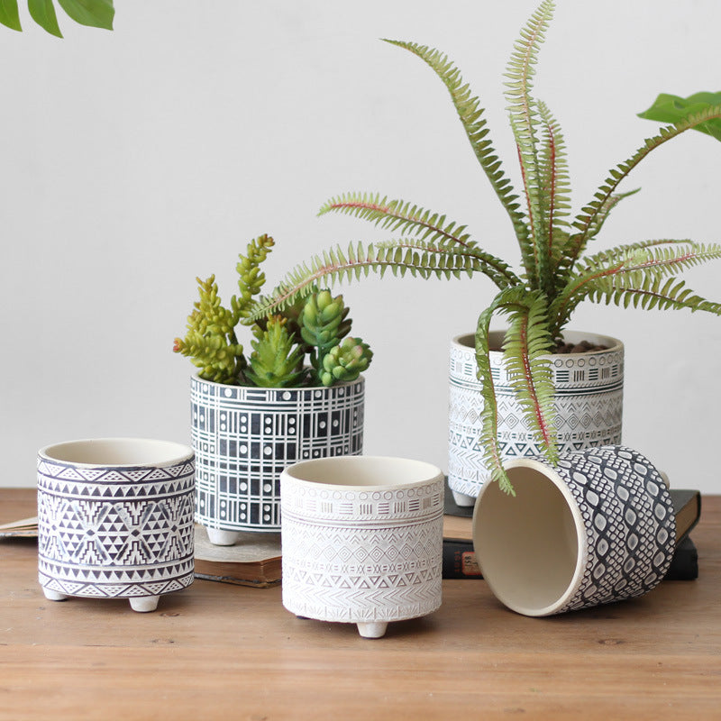 Decorative flower pot with elegant pattern Stornfield