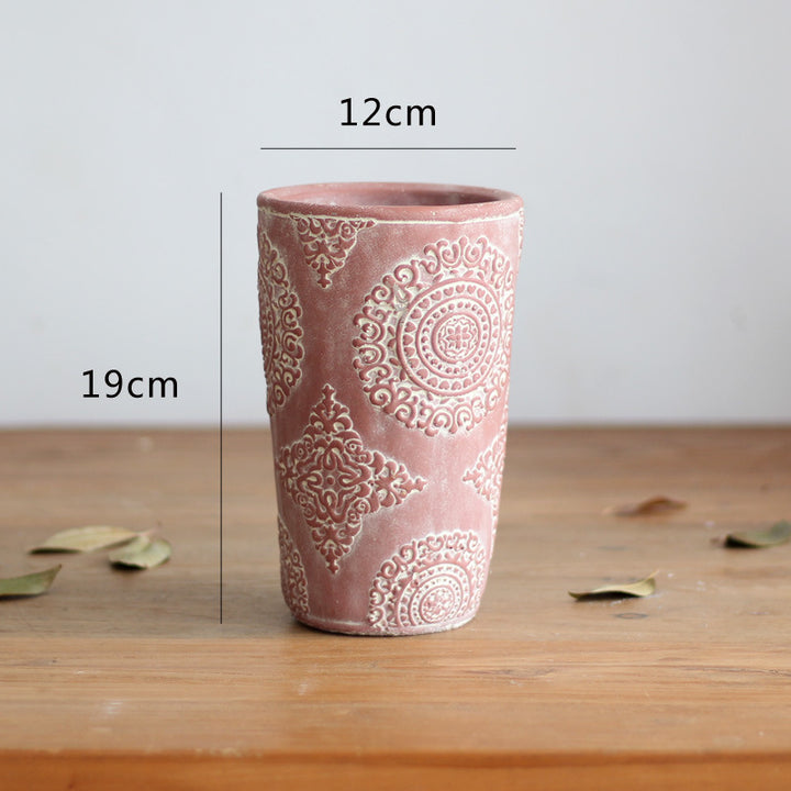 Elegant flower vase made of ceramic Stornfield