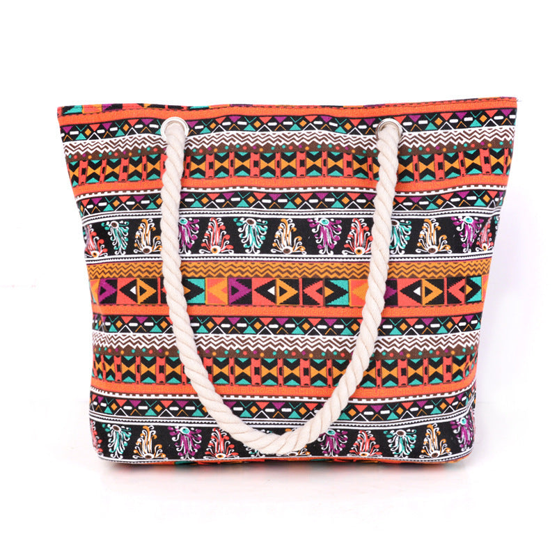 Fashionable beach bag with ethnic pattern Stornfield