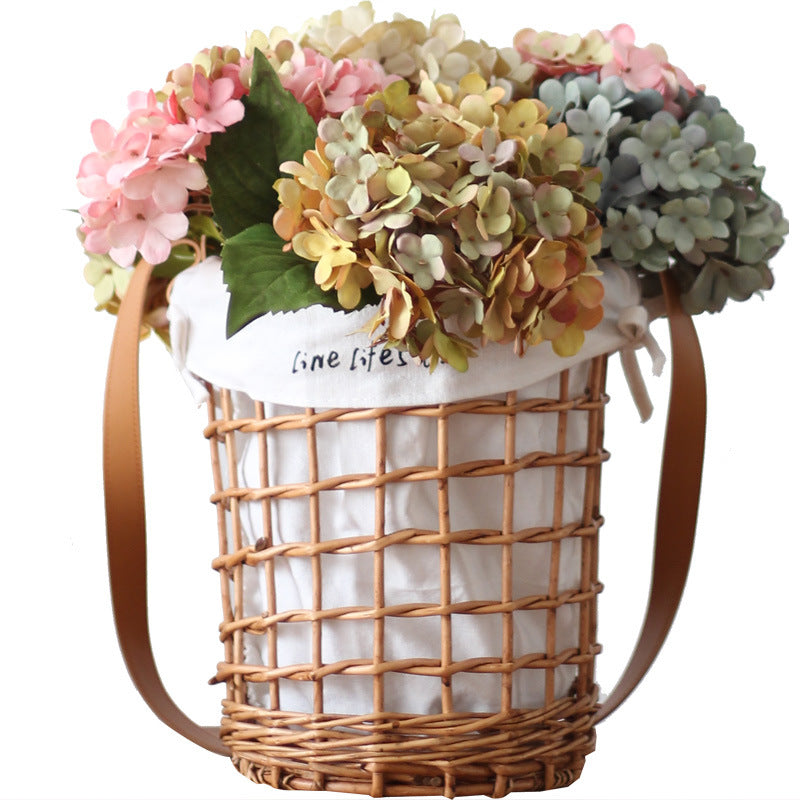 Practical basket with carrying strap Stornfield