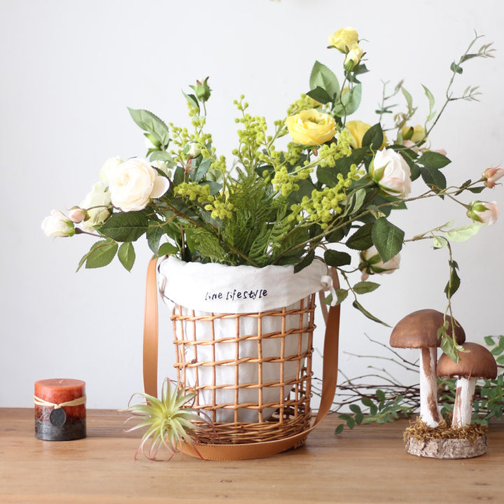 Practical basket with carrying strap Stornfield