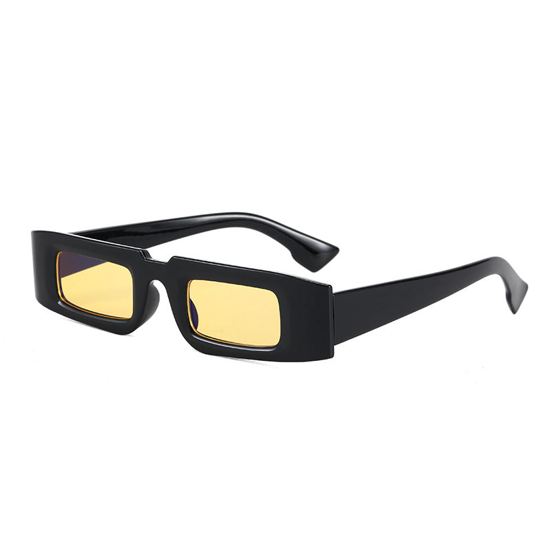 Women's vintage-inspired geometric design sunglasses Stornfield