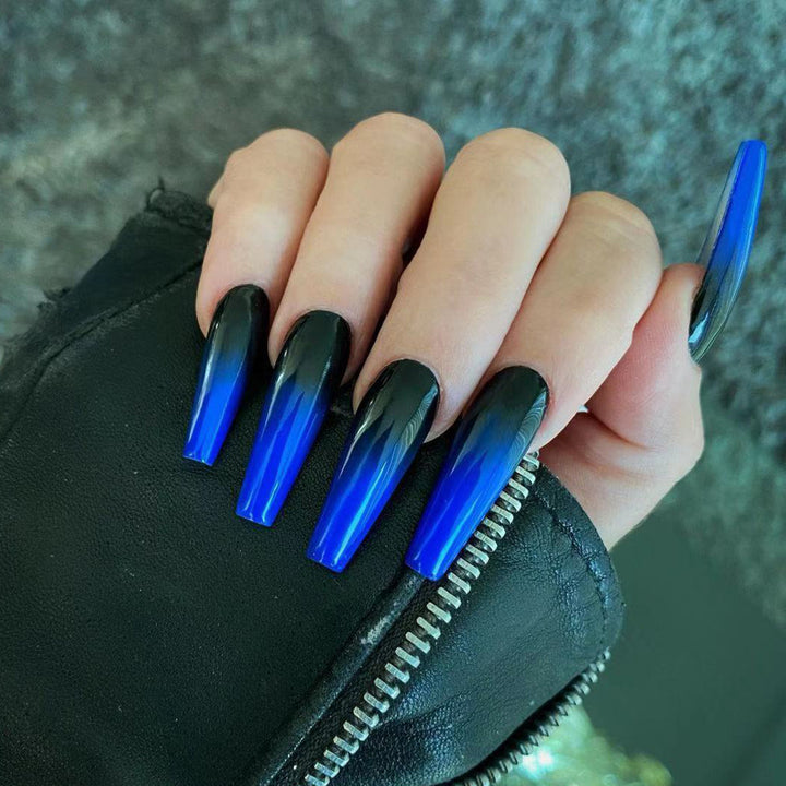 Elegant artificial nails with gradient Stornfield
