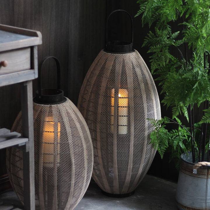 Elegant floor lamp in contemporary style Stornfield