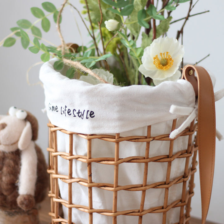 Practical basket with carrying strap Stornfield