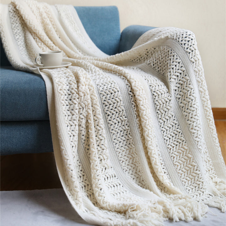 Women's Knit Blanket with Elegant Fringes Stornfield