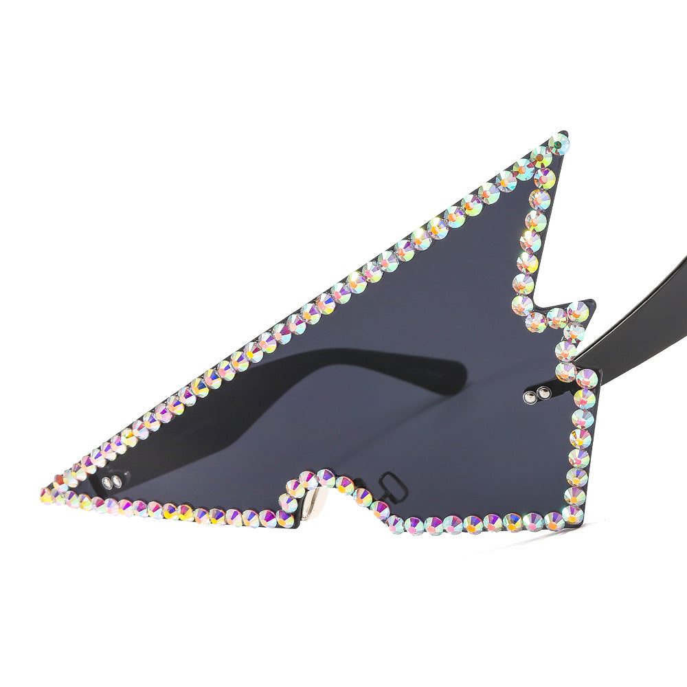 Women extravagantly shaped sunglasses Stornfield
