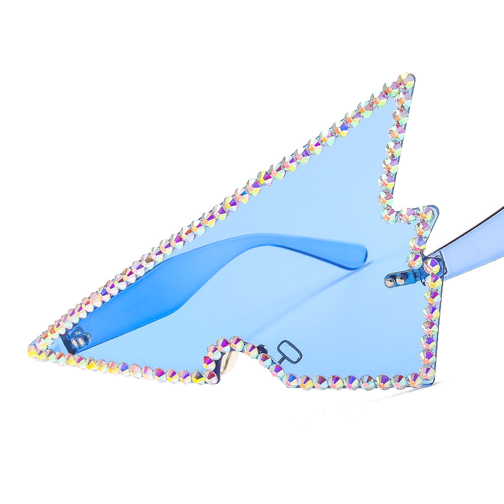 Women extravagantly shaped sunglasses Stornfield