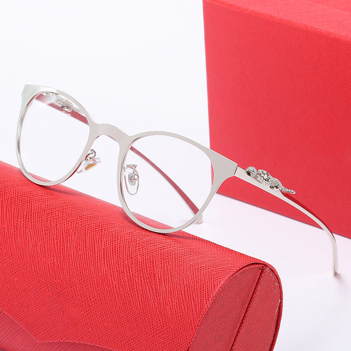 Women's corrective glasses with exclusive cat-eye frame and luxurious accents Stornfield