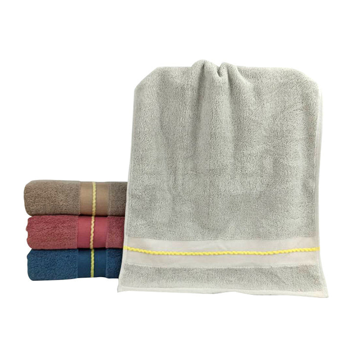 Premium terry bath towel with stylish jacquard pattern Stornfield