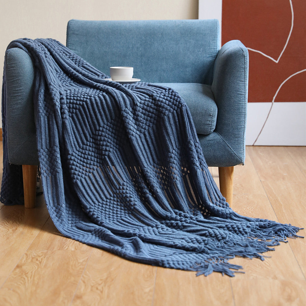 Women's high-quality knitted blanket with textured design Stornfield