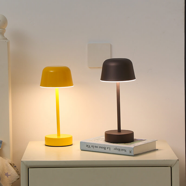 Stornfield | PRISMA PULSE FLARE – Dynamic LED Table Lamp