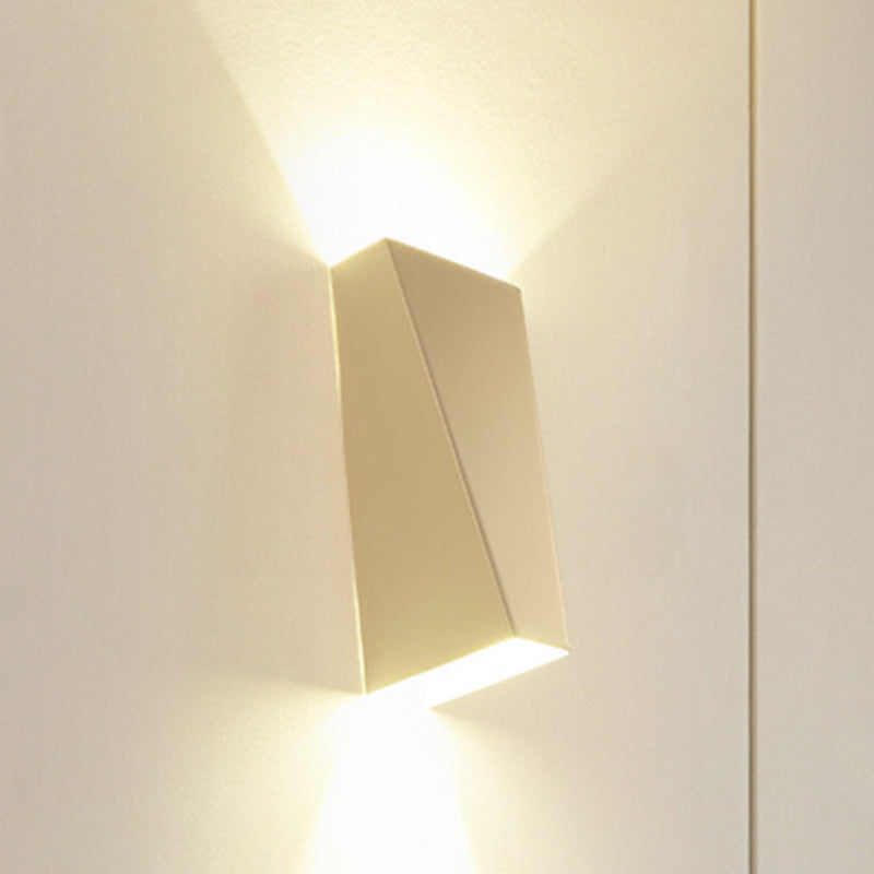 Simplistic Style Trapezoid Wall Washer Light Aluminum Warm/White Lighting LED Bedside Wall Lamp in Black/White | Stornfield