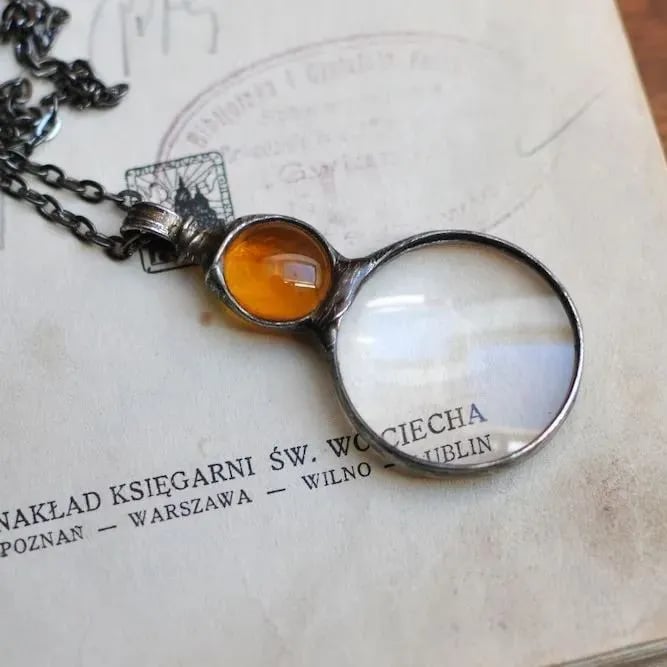 Stornfield | Magnifying Glass Pendant Necklace