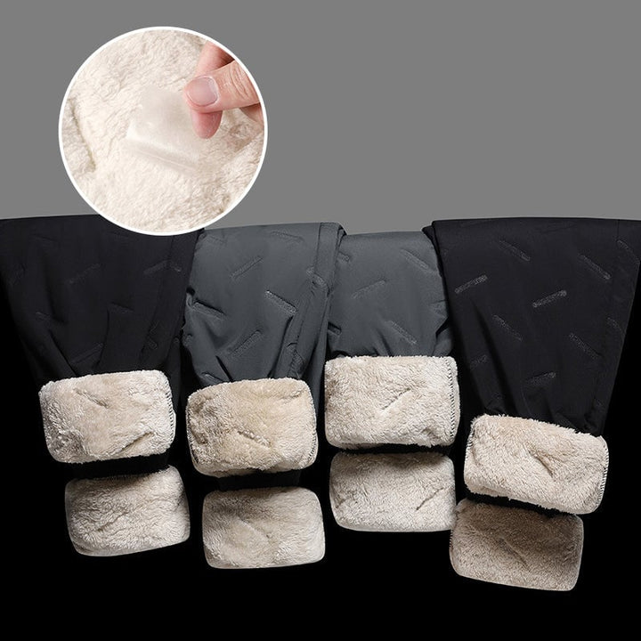 Soft padded sweatpants | Stornfield