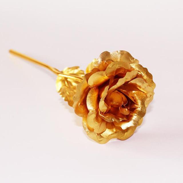 Stornfield | 24K Gold Roses