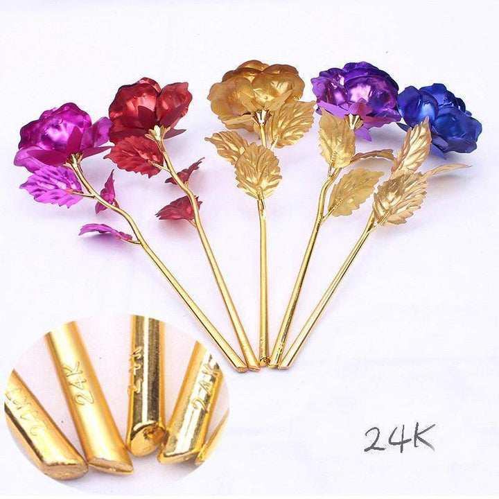 Stornfield | 24K Gold Roses
