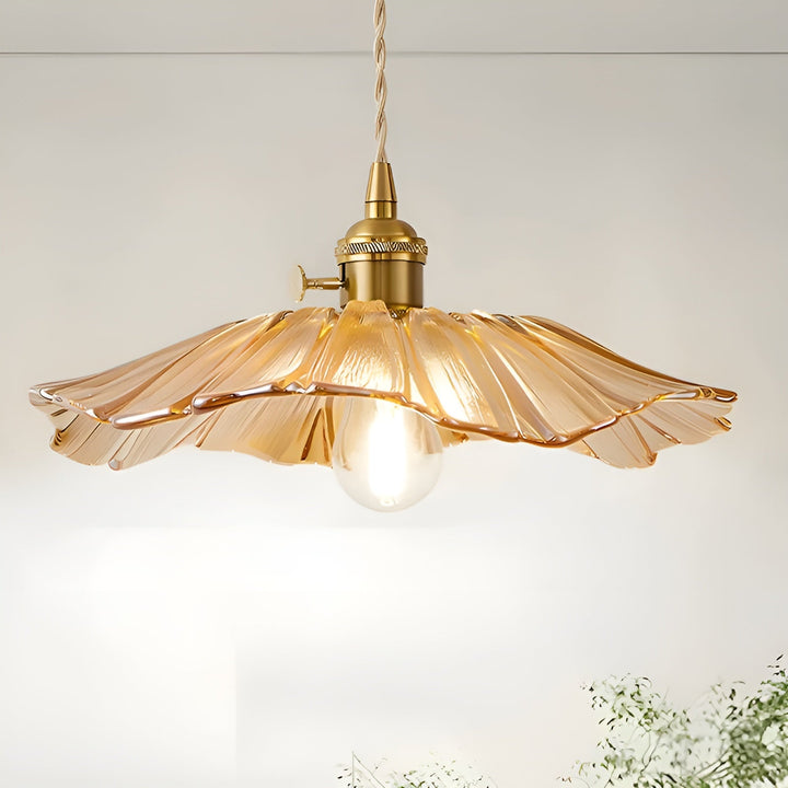 Hanging lamp with floral motif – Warm light & stylish design | For your home | Stornfield