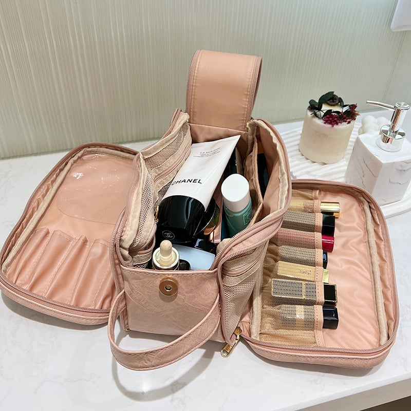 Portable cosmetics bag with large capacity | Stornfield
