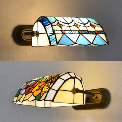Banker Wall Light Retro Style Stained Glass 1 Light Wall Mount Fixture in Beige/Blue for Bedside | Stornfield