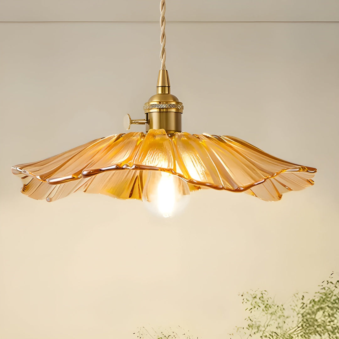 Hanging lamp with floral motif – Warm light & stylish design | For your home | Stornfield
